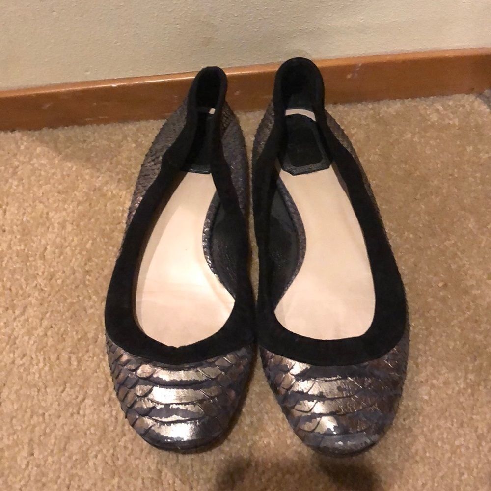 𝅺christian Dior flats